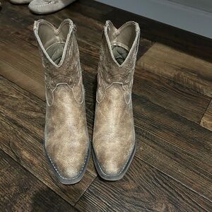 Roper Light Brown Western Boots
